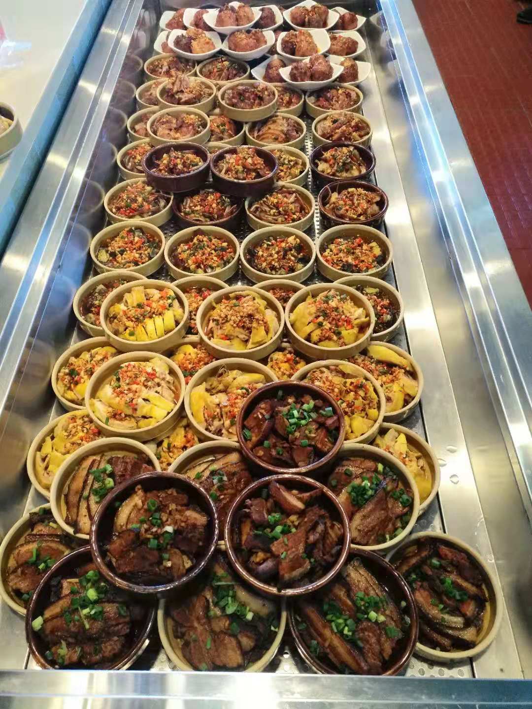 貴州康之緣餐飲管理 以食堂菜品為核心，打造健康美味餐飲新體驗